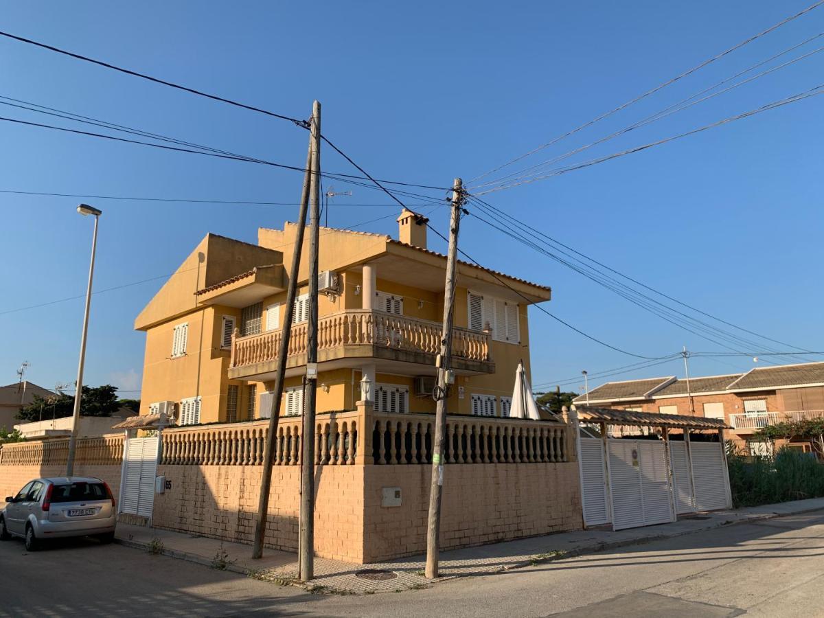 Beach House By M&M Apartment Cartagena Exterior photo