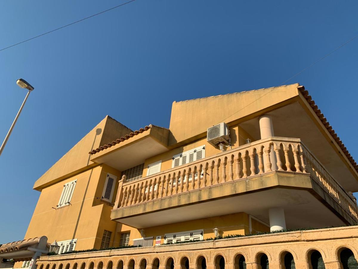 Beach House By M&M Apartment Cartagena Exterior photo
